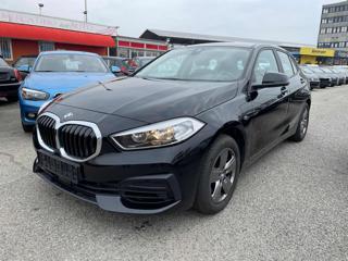 BMW 118 i 5p. Advantage (rif. 18693362), Anno 2019, KM 33890 - hovedbillede