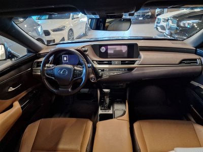 Lexus ES Hybrid Executive, Anno 2019, KM 98800 - hovedbillede