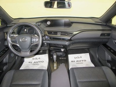 Lexus NX NX Hybrid 4WD Luxury, Anno 2015, KM 96300 - hovedbillede