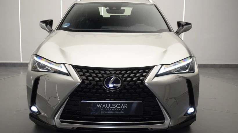 LEXUS UX 2.0 250h Business - hovedbillede