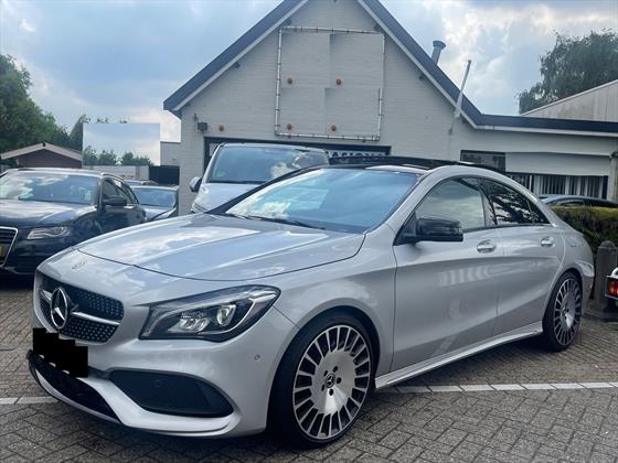 Mercedes Benz A 200 Limousine Memory Panorama AMG Keyless - hovedbillede