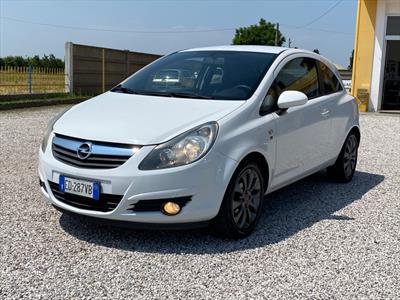Opel Corsa 1.2 100 CV GS Line, Anno 2020, KM 10500 - hovedbillede