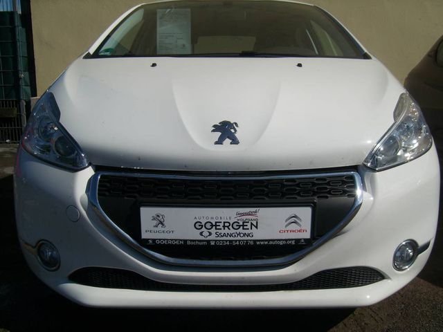 Peugeot 208 Sport 1.2 - hovedbillede