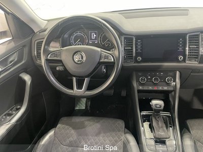 Volkswagen Golf 1.5 eTSI 150 CV EVO DSG Style, Anno 2020, KM 596 - hovedbillede
