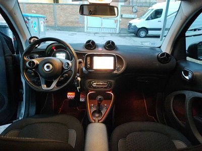 smart fortwo EQ Fortwo Berlin Black Passion 22kW, Anno 2020, KM - hovedbillede