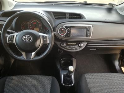 Toyota Yaris 1.5 Hybrid 5 porte Active da ordinare 90/120GG, KM - hovedbillede