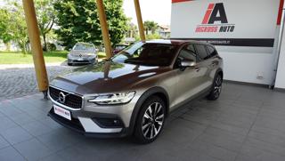 VOLVO V60 Cross Country D4 AWD Geartronic Business Plus (rif. 19 - hovedbillede