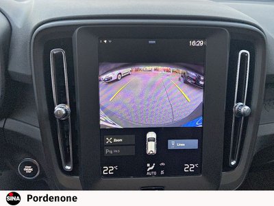 Volvo XC40 T2 Geartronic Momentum Core, Anno 2021, KM 43052 - hovedbillede