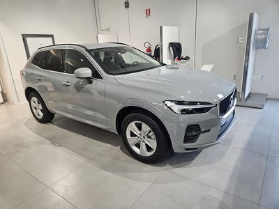 Volvo XC60 B4 (d) AWD Geartronic Momentum, Anno 2021, KM 65465 - hovedbillede
